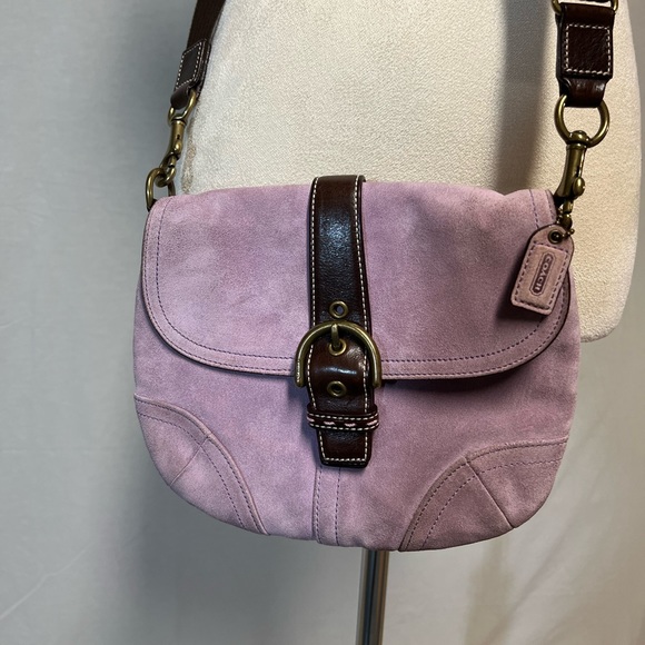 Coach Handbags - Coach Lavender Suede Swingpack Leather Crossbody Bag D043-4743